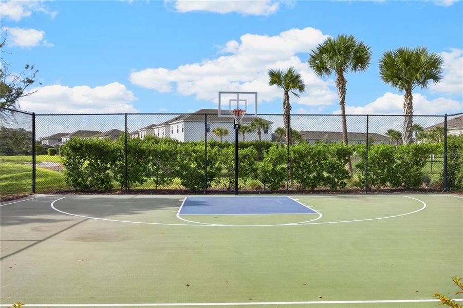 Community amenities in , Nokomis (Image 53).