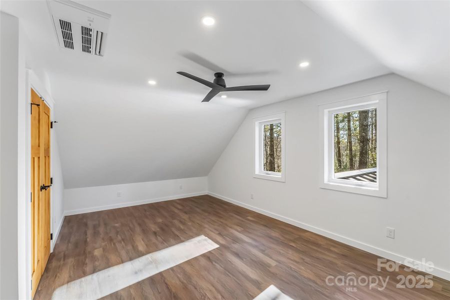 Spacious, unfurnished interior of a new home in , Newland (Image 30). Spacious, unfurnished interior of a new home in , Newland (Image 30).
