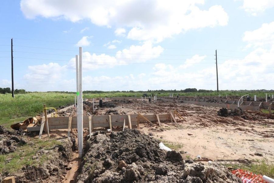 Every foundation at DWH is engineered and it’s inspected three times! We do not do “batch” testing. Rest easy knowing your foundation comes with a 10 year warranty. Every foundation at DWH is engineered and it’s inspected three times! We do not do “batch” testing. Rest easy knowing your foundation comes with a 10 year warranty.