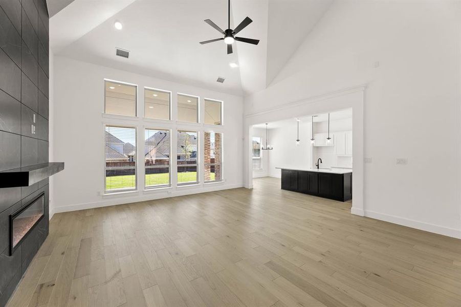 10020 La Frontera-Living Room-1 10020 La Frontera-Living Room-1