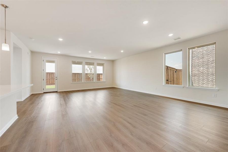 Spacious, unfurnished interior of a new home in Spiritas Ranch, Little Elm (Image 20). Spacious, unfurnished interior of a new home in Spiritas Ranch, Little Elm (Image 20).