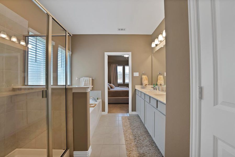 Furnished interior view inside a new home in , Princeton (Image 30).