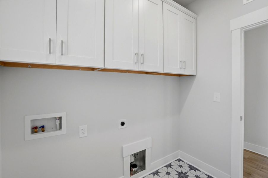 Spacious, unfurnished interior of a new home in Rone Creek, Waxhaw (Image 84).