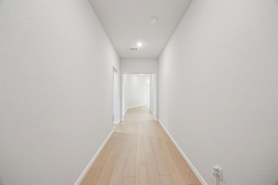 Spacious, unfurnished interior of a new home in Santorini, Seagoville (Image 12). Spacious, unfurnished interior of a new home in Santorini, Seagoville (Image 12).