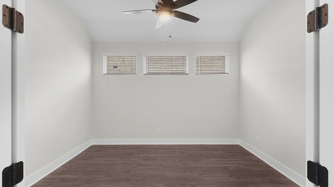 Spacious, unfurnished interior of a new home in Parkside on the River, Georgetown (Image 11). Spacious, unfurnished interior of a new home in Parkside on the River, Georgetown (Image 11).