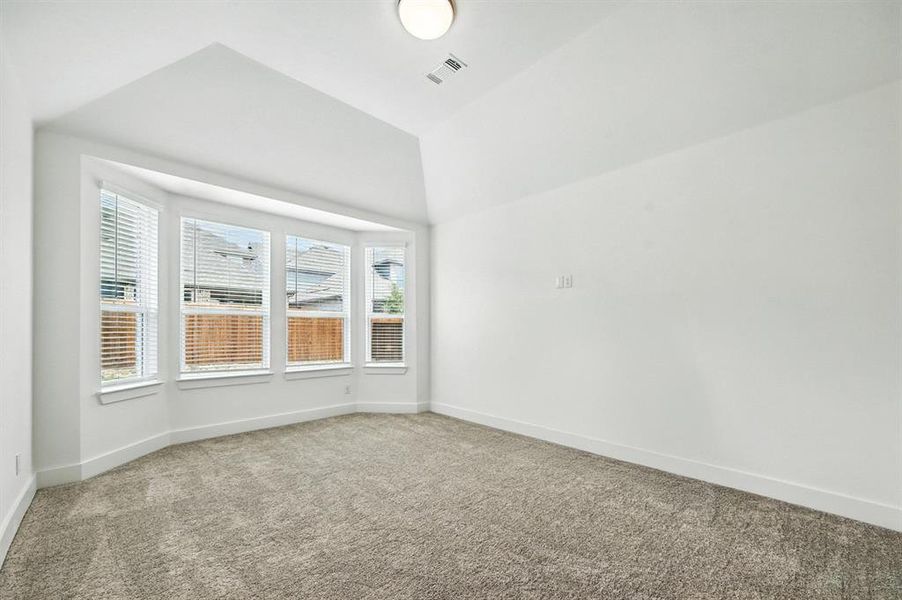 Spacious, unfurnished interior of a new home in Hillstead, Lavon (Image 21).