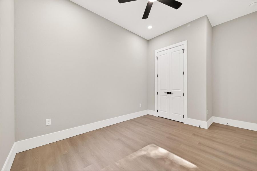 Spacious, unfurnished interior of a new home in , Houston (Image 18).