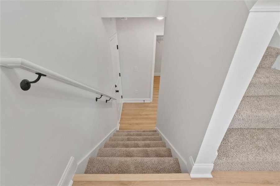 Spacious, unfurnished interior of a new home in , Alto (Image 35).