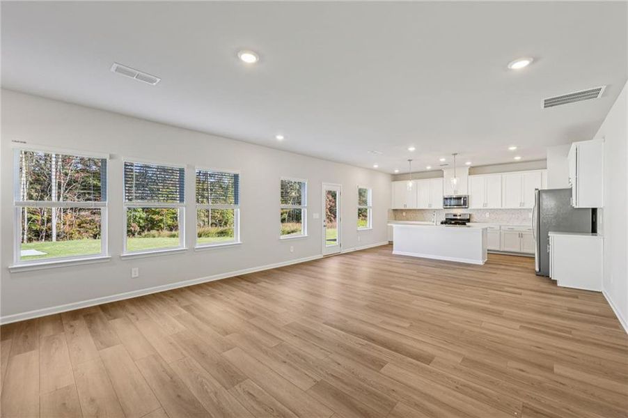Spacious, unfurnished interior of a new home in The Oaks at Dawson, Dawsonville (Image 22). Spacious, unfurnished interior of a new home in The Oaks at Dawson, Dawsonville (Image 22).