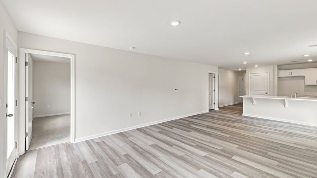 Spacious, unfurnished interior of a new home in Tyger Pines, Moore (Image 22).
