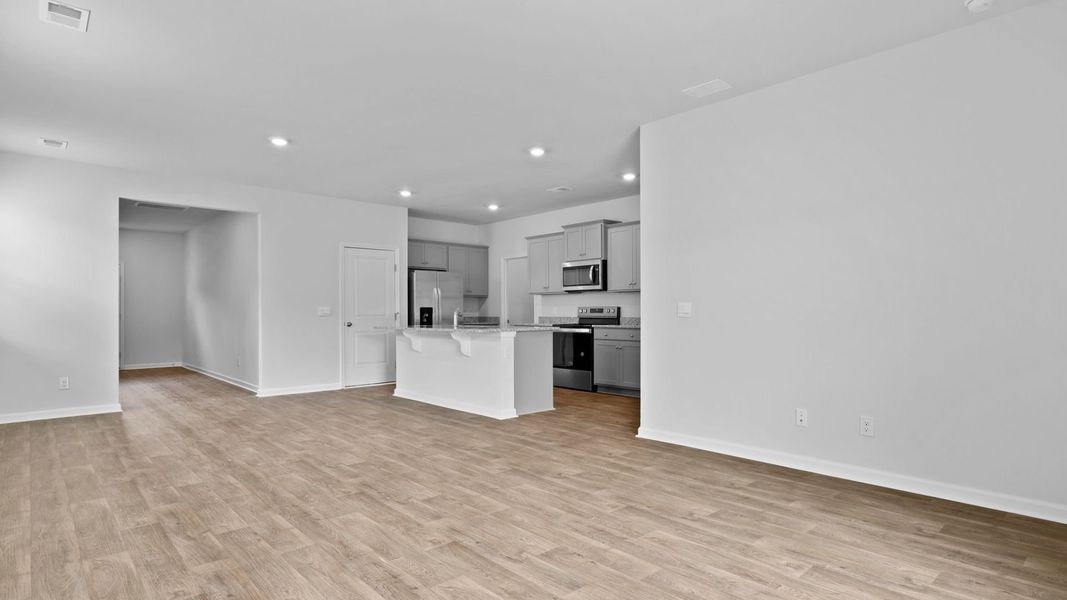 Representative unfurnished interior of a home built from the ROBIE by D.R. Horton in Hillcrest, Ravenel (Image 14).