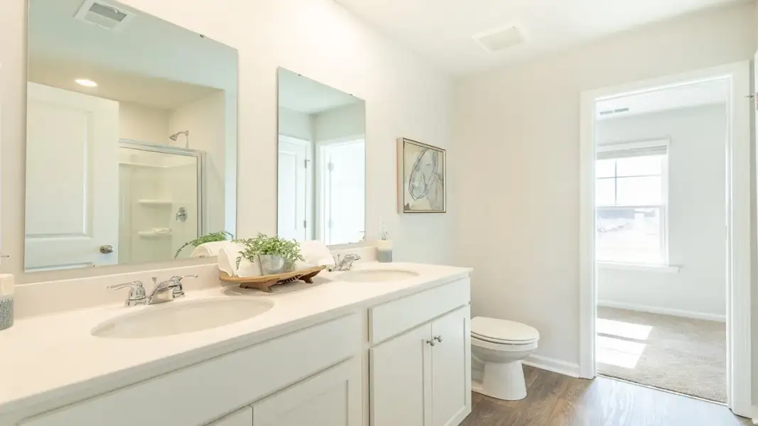 Furnished interior view inside a new home in Hillcrest, Ravenel (Image 16).