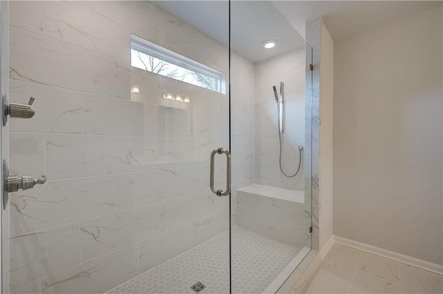 Close-up of interior finishes inside a home in Hamilton Lakes, Lawrenceville (Image 11).