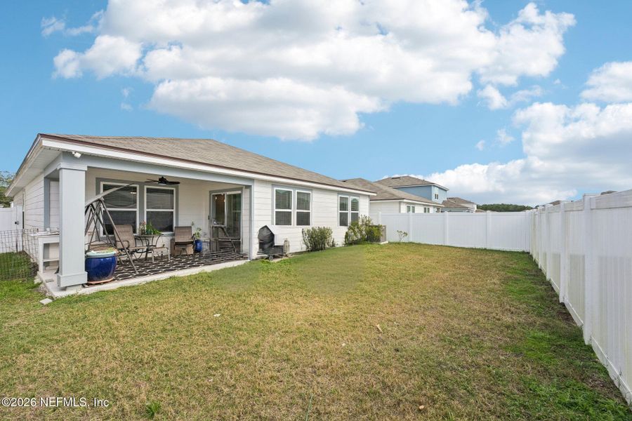 Exterior details and patio area of a home in , Jacksonville (Image 28).