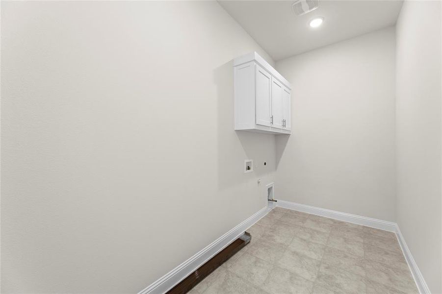 13_14. 3208 Andesite - Utility