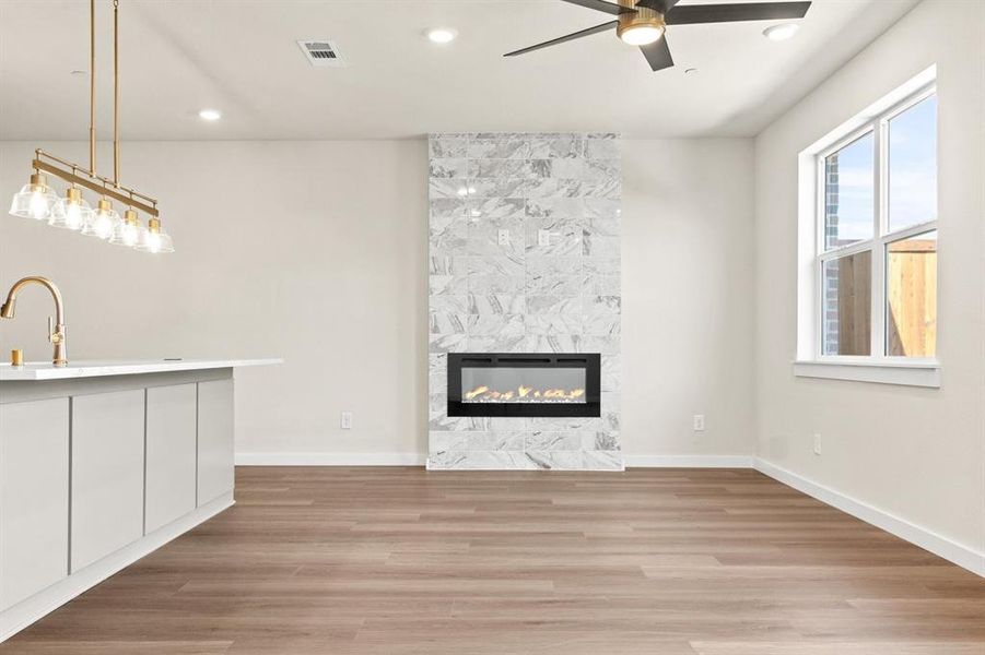 008-729TowerRoad-Wylie-TX-75098-Living.jpg-SMALL 008-729TowerRoad-Wylie-TX-75098-Living.jpg-SMALL