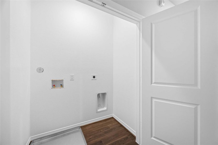 Spacious, unfurnished interior of a new home in , Houston (Image 23). Spacious, unfurnished interior of a new home in , Houston (Image 23).