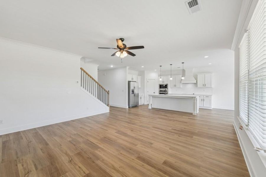 Spacious, unfurnished interior of a new home in Magnolia Ridge, Monroe (Image 40).