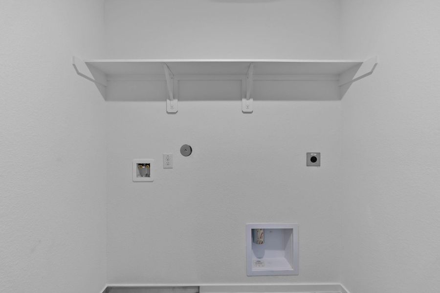 Spacious, unfurnished interior of a new home in , Houston (Image 19).