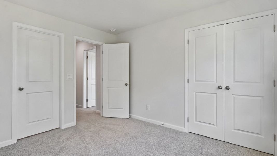 Spacious, unfurnished interior of a new home in The Grove at Glennview, Kernersville (Image 27).