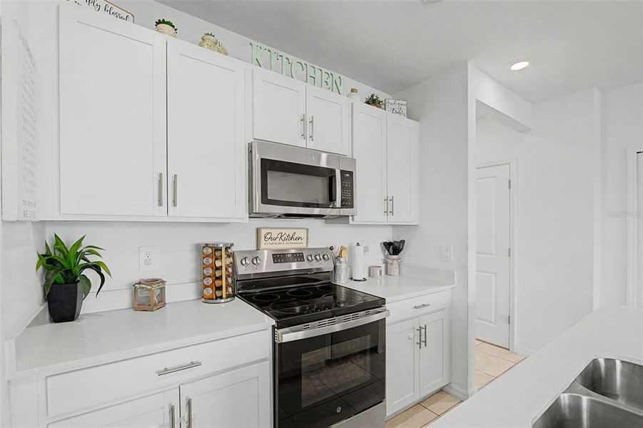 Furnished interior view inside a new home in , Bradenton (Image 6). Furnished interior view inside a new home in , Bradenton (Image 6).