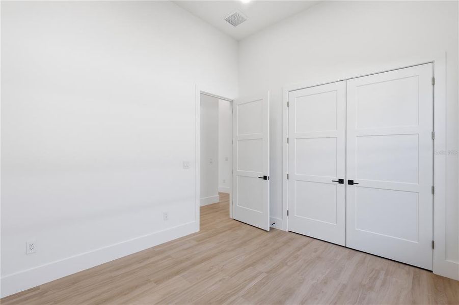 Spacious, unfurnished interior of a new home in , Gainesville (Image 20). Spacious, unfurnished interior of a new home in , Gainesville (Image 20).