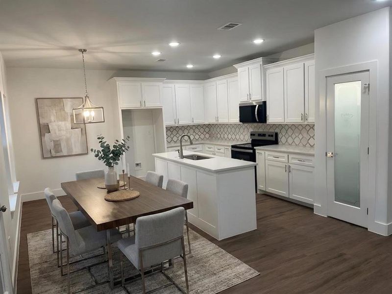 Furnished interior view inside a new home in , Granbury (Image 8).