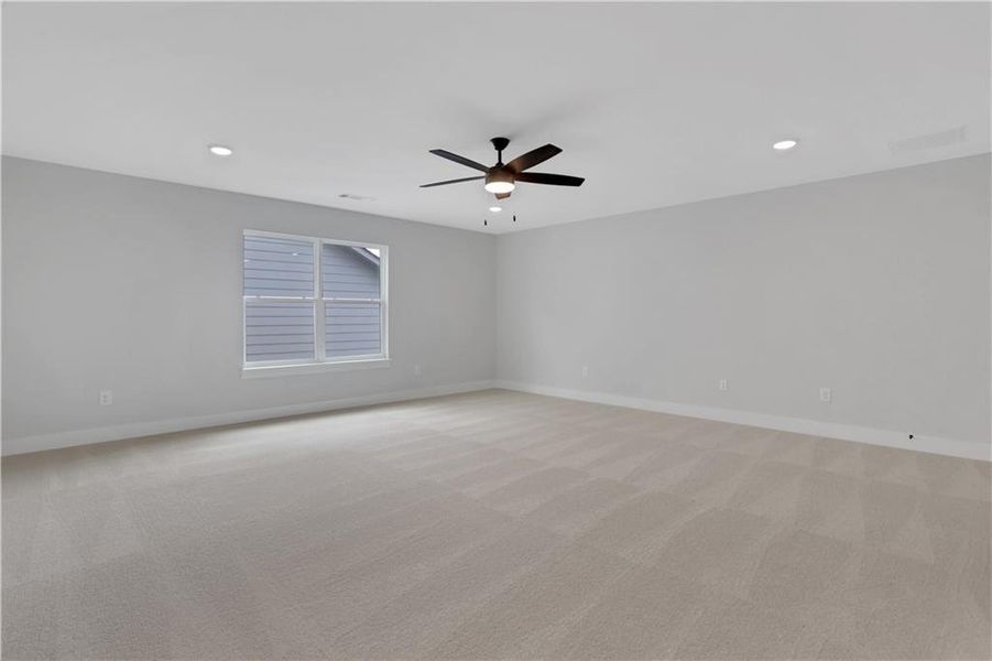 Spacious, unfurnished interior of a new home in Twin Lakes, Hoschton (Image 20).