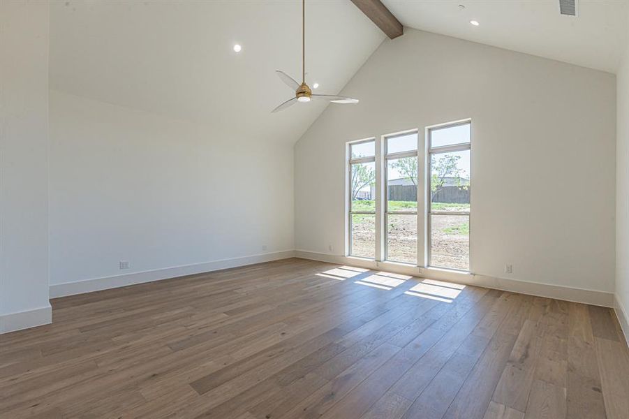 Spacious, unfurnished interior of a new home in , Northlake (Image 36).