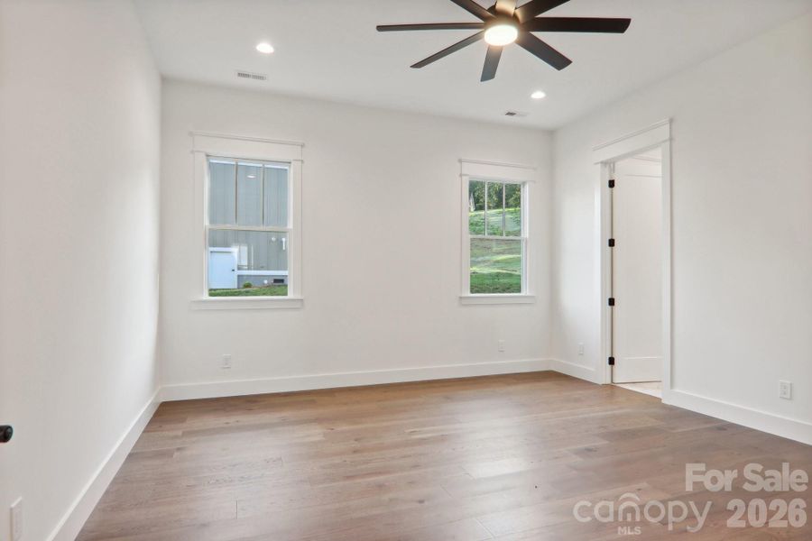 Spacious, unfurnished interior of a new home in , Hendersonville (Image 38).