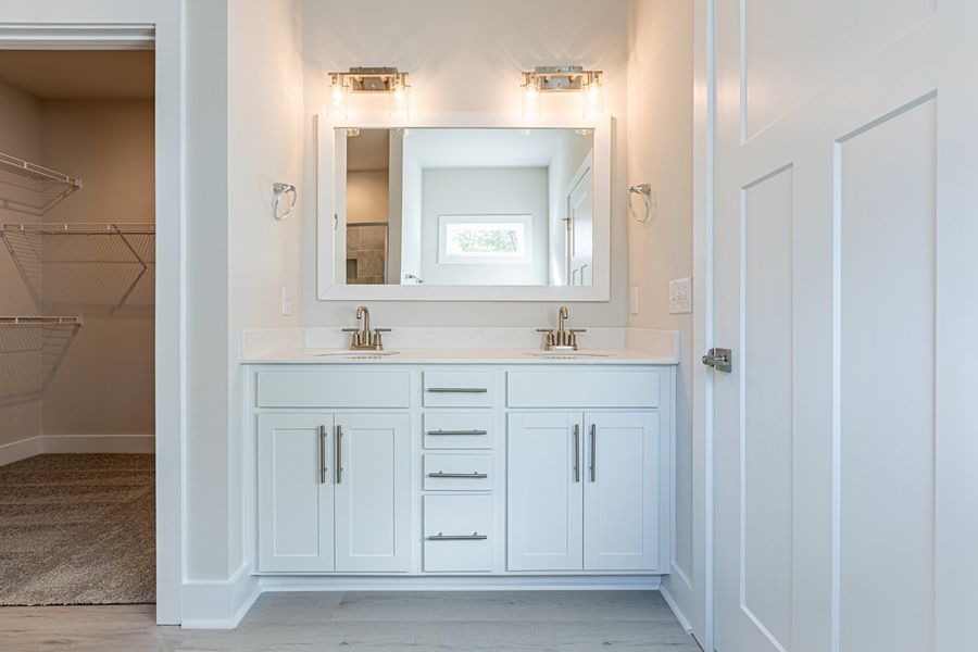 Representative furnished interior of a home built from the Barnard II by Great Southern Homes in Shady Grove, Conway (Image 19).