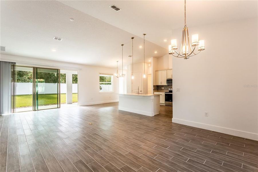 Spacious, unfurnished interior of a new home in , Punta Gorda (Image 16).
