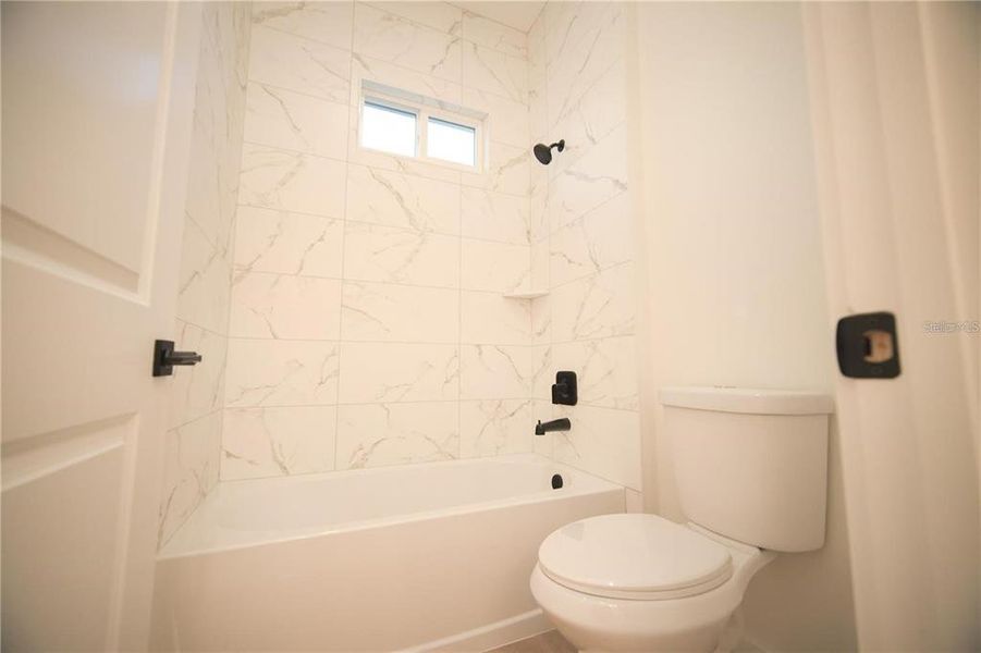 Furnished interior view inside a new home in , Ocala (Image 7).