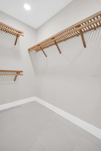 Spacious, unfurnished interior of a new home in , St. Petersburg (Image 65).