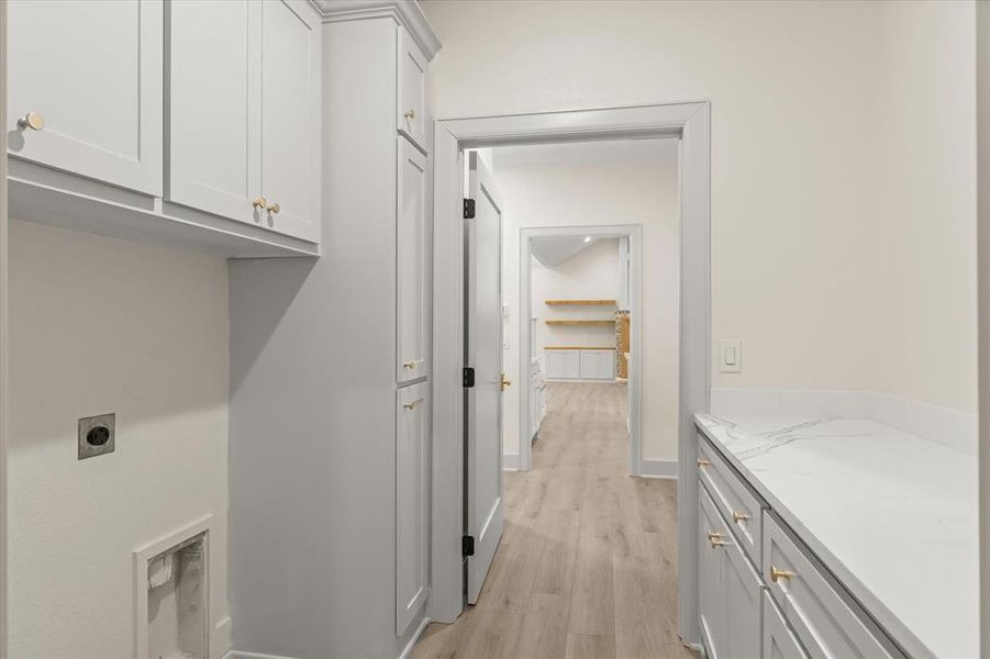 Furnished interior view inside a new home in , Grand Saline (Image 12).