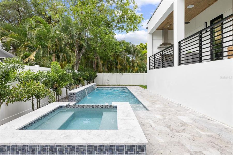 Exterior details and patio area of a home in , Tampa (Image 27).