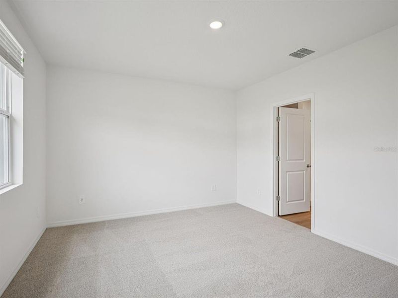 Spacious, unfurnished interior of a new home in Benton Hills - Premier Series, Brooksville (Image 9).