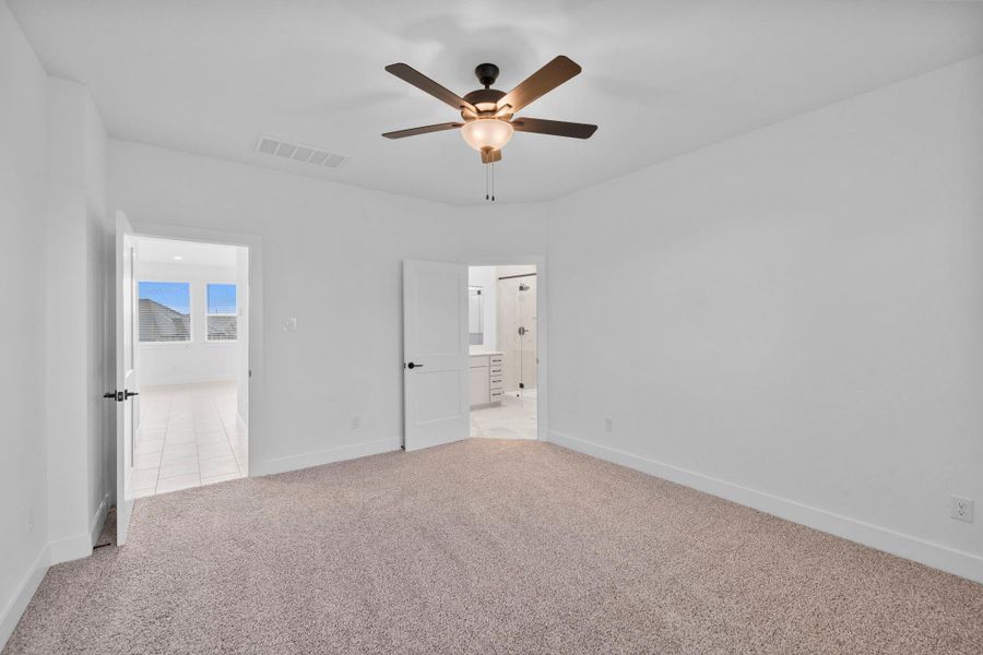 Spacious, unfurnished interior of a new home in Elyson 60's, Katy (Image 23). Spacious, unfurnished interior of a new home in Elyson 60's, Katy (Image 23).