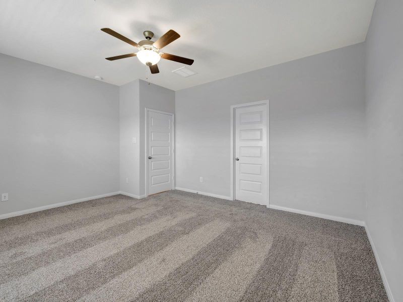 Photo is not of the actual home, but is an inspirational photo of builder’s model home and may depict options, furnishings, and/or decorator features that are not included Photo is not of the actual home, but is an inspirational photo of builder’s model home and may depict options, furnishings, and/or decorator features that are not included