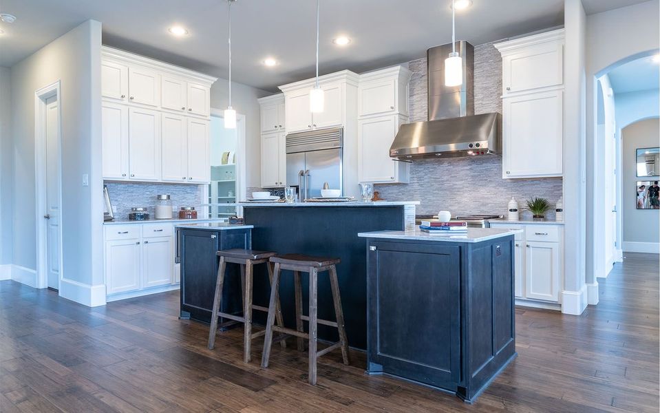 Furnished interior view inside a new home in Arcadia, Brentwood (Image 10).