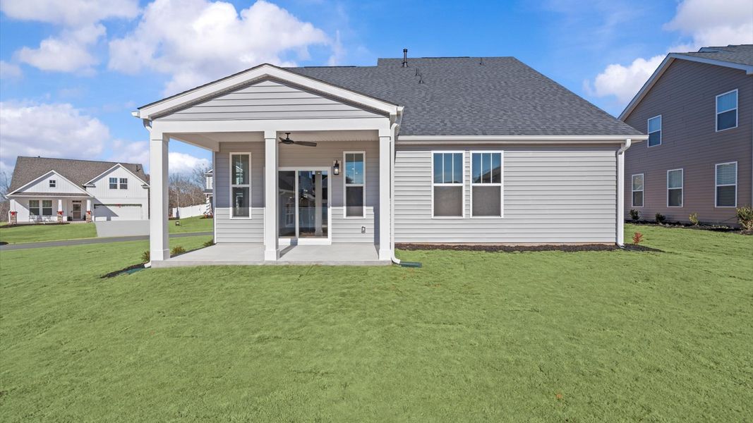 Exterior details and patio area of a home in Woodglen, Piedmont (Image 3).