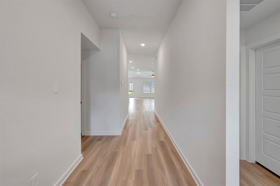 Spacious, unfurnished interior of a new home in Magnolia Ridge, Magnolia (Image 17).