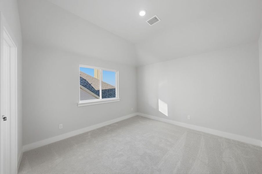 Spacious, unfurnished interior of a new home in Inspiration - Paradise Village, St. Paul (Image 38). Spacious, unfurnished interior of a new home in Inspiration - Paradise Village, St. Paul (Image 38).