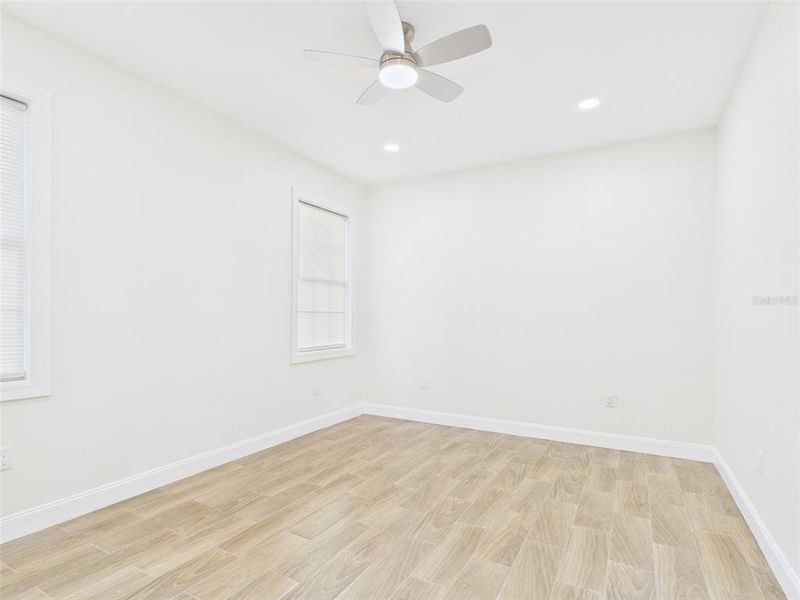 Spacious, unfurnished interior of a new home in , Fort Meade (Image 14).