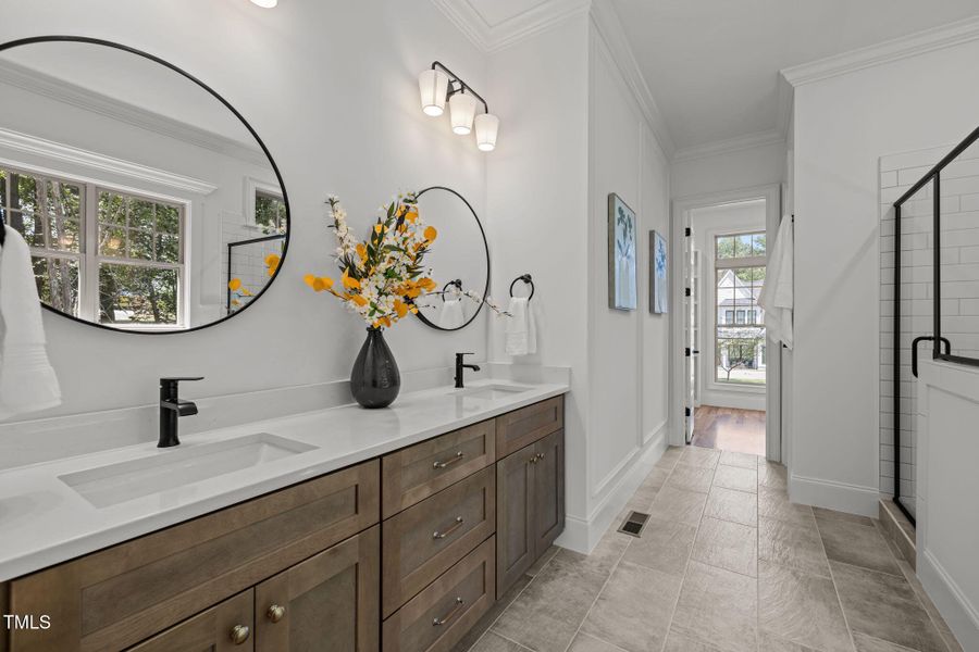 30-web-or-mls-5Z8A1177