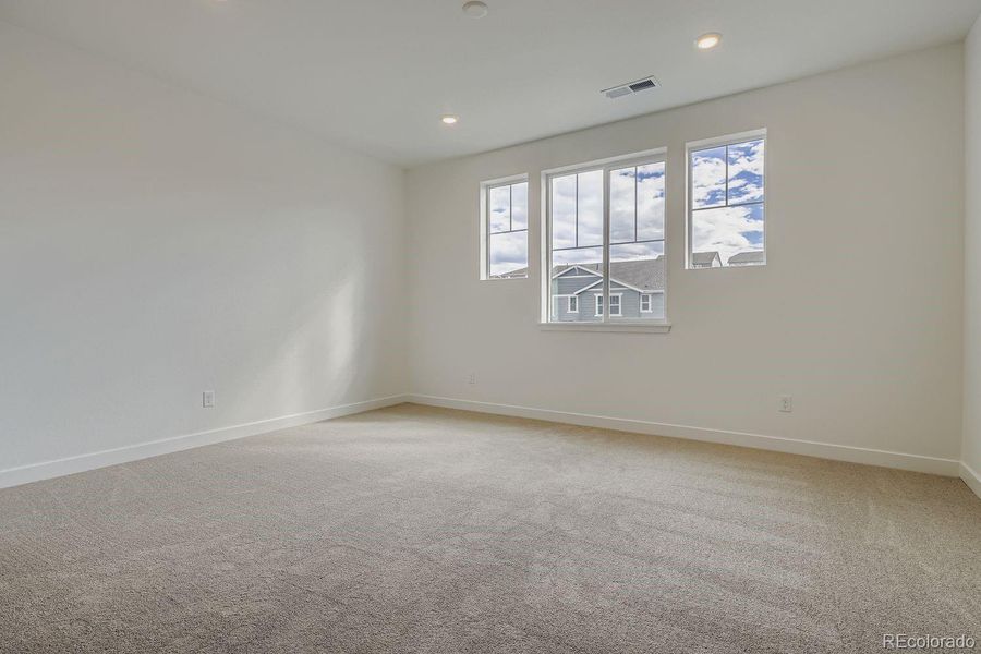 Spacious, unfurnished interior of a new home in Macanta: The Grand Collection, Castle Rock (Image 16).