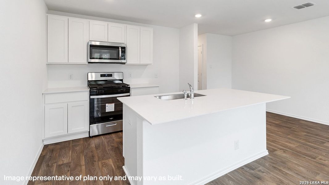 Furnished interior view inside a new home in Sonora, San Antonio (Image 9).