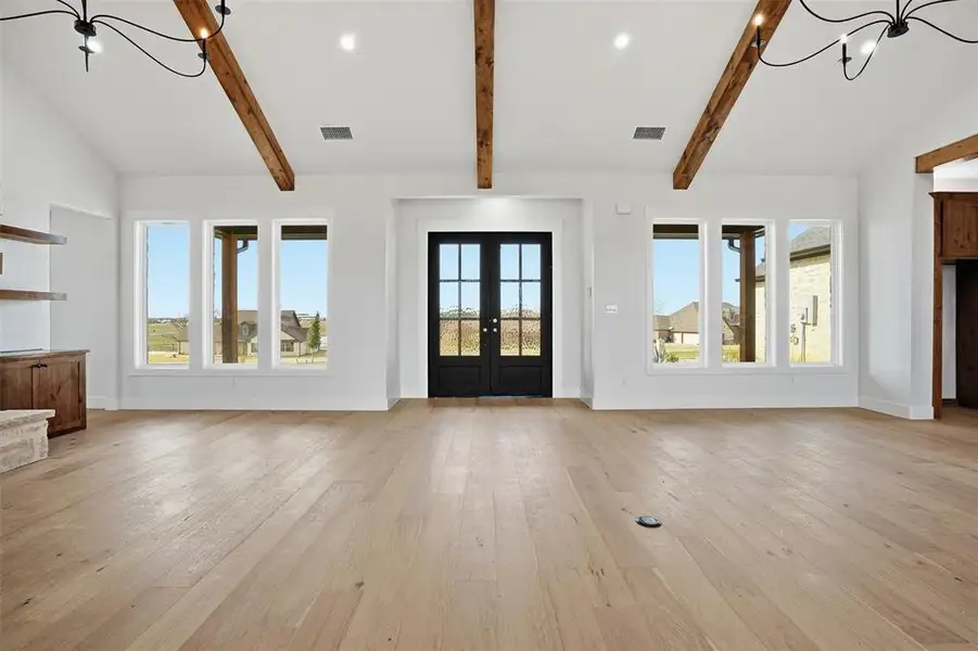 Spacious, unfurnished interior of a new home in , Weatherford (Image 20). Spacious, unfurnished interior of a new home in , Weatherford (Image 20).
