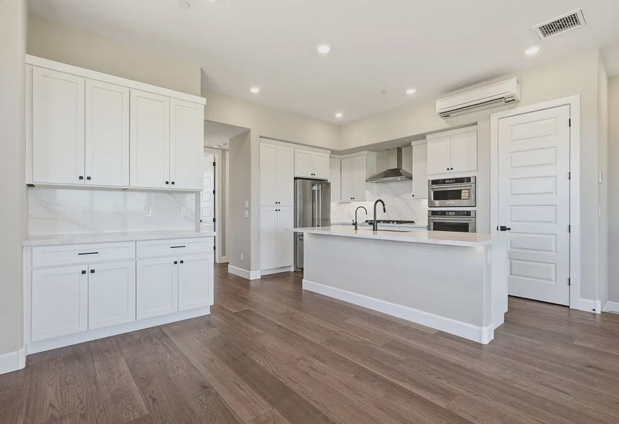 Encanterra Vantage HS 2533 Kitchen - 11 of 16