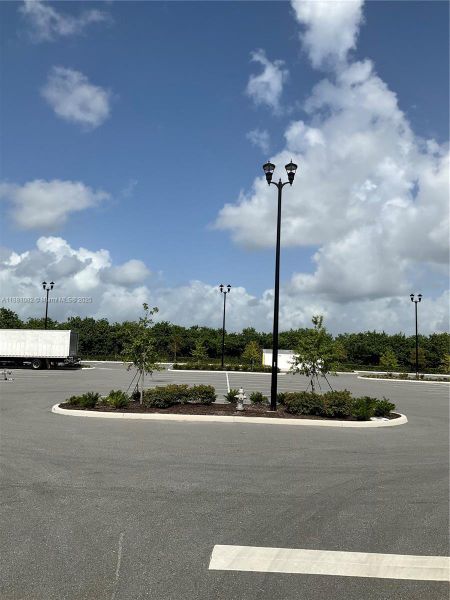 Image 28 of a home in .